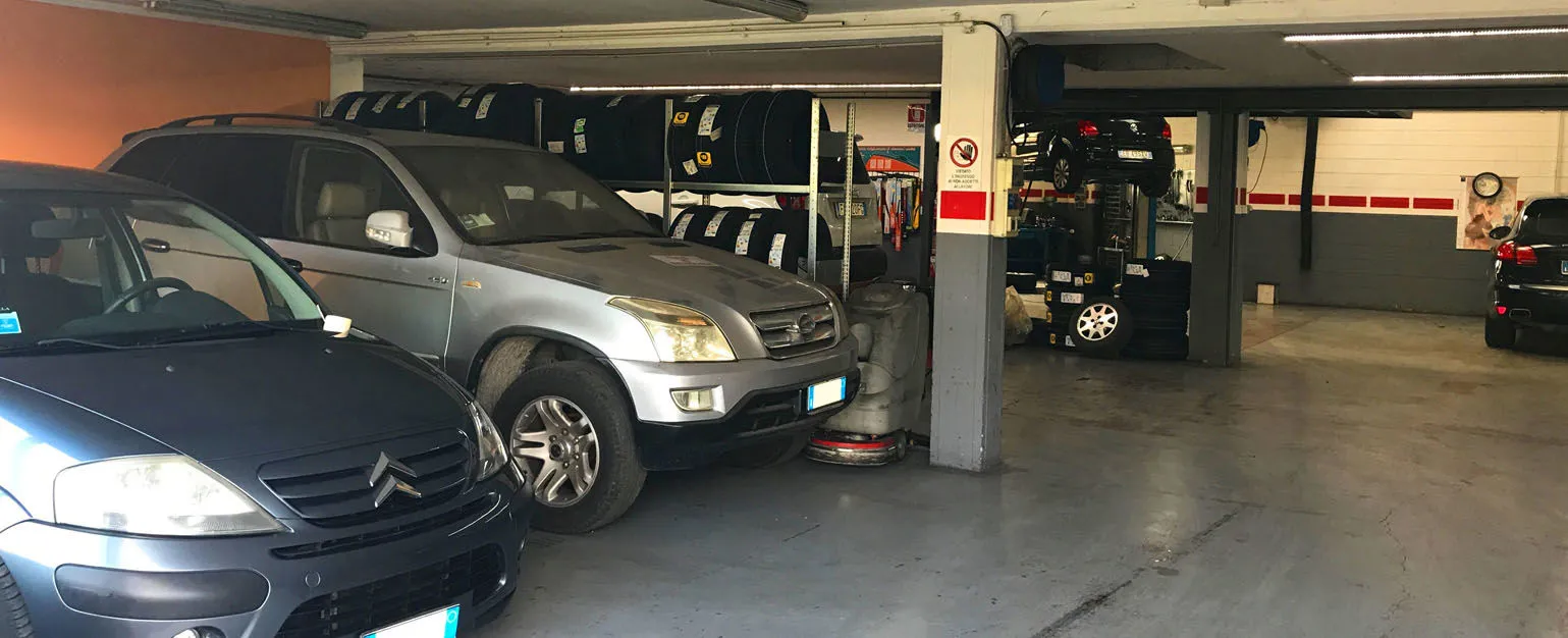 Riparazione e vendita auto usate